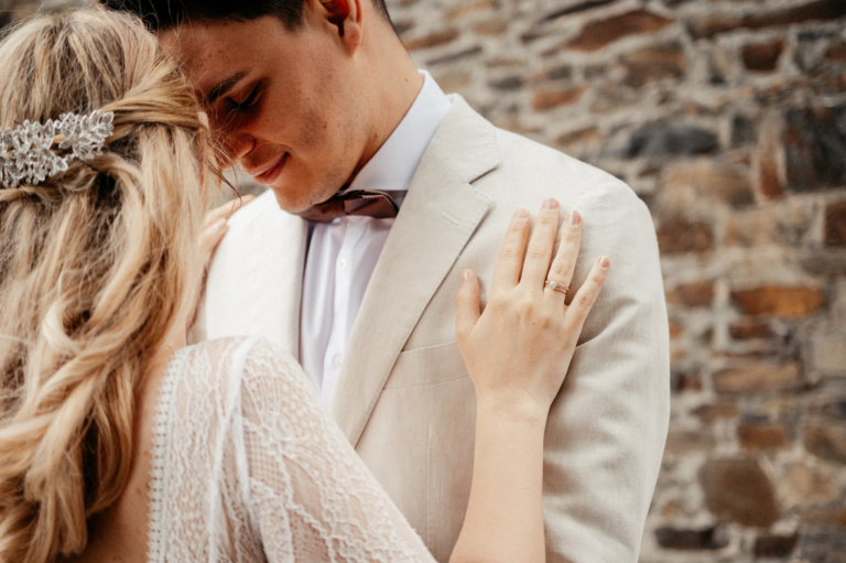 After Wedding Shooting mit Babybauch bei Schloss Linnep in Ratingen by photoart hübner 09