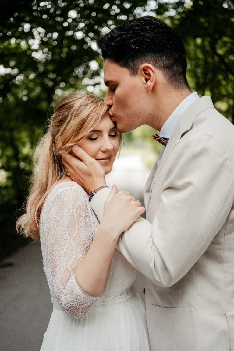 After Wedding Shooting mit Babybauch bei Schloss Linnep in Ratingen by photoart hübner 21