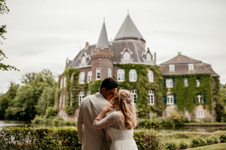 After Wedding Shooting mit Babybauch bei Schloss Linnep in Ratingen by photoart hübner 29