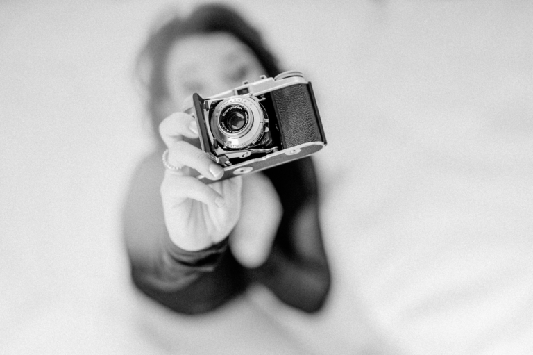 BOUDOIR – „Nora Schöne“ – ME, Myself & I Boudoir Shooting im Atelier photoart hübner sinnliche Fotos 12