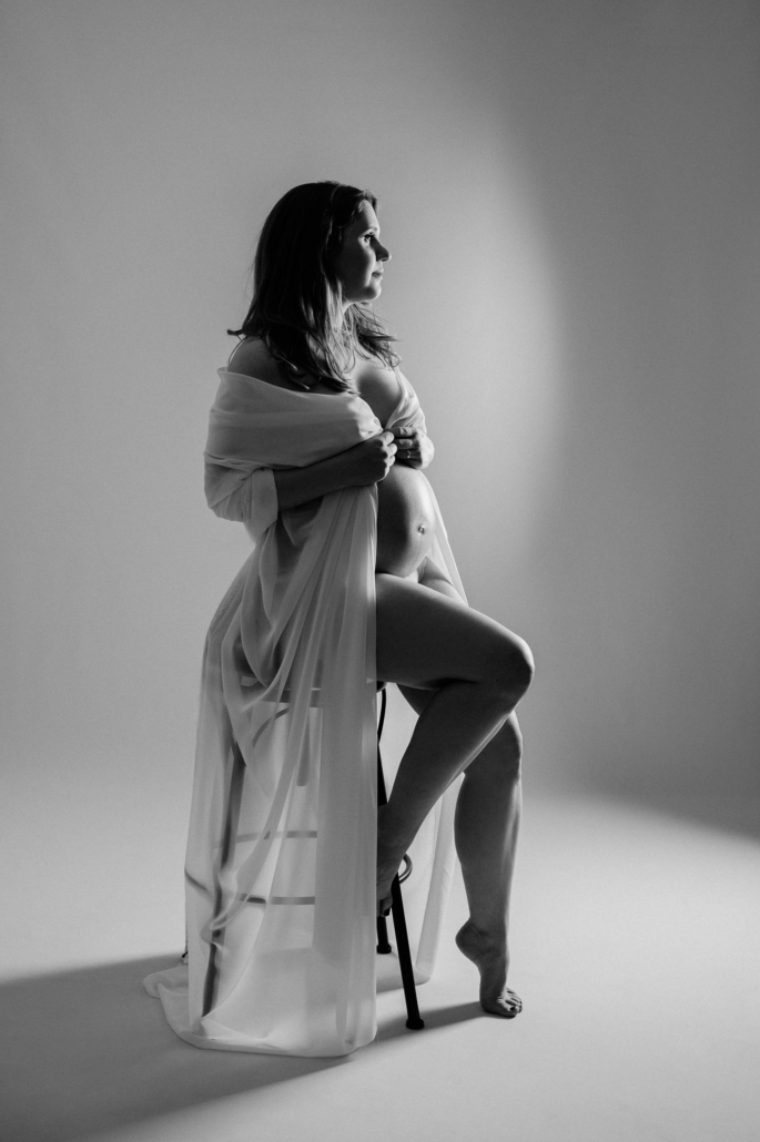 Babybauch Shooting im kuscheligen Fotostudio Photoart Hübner 11
