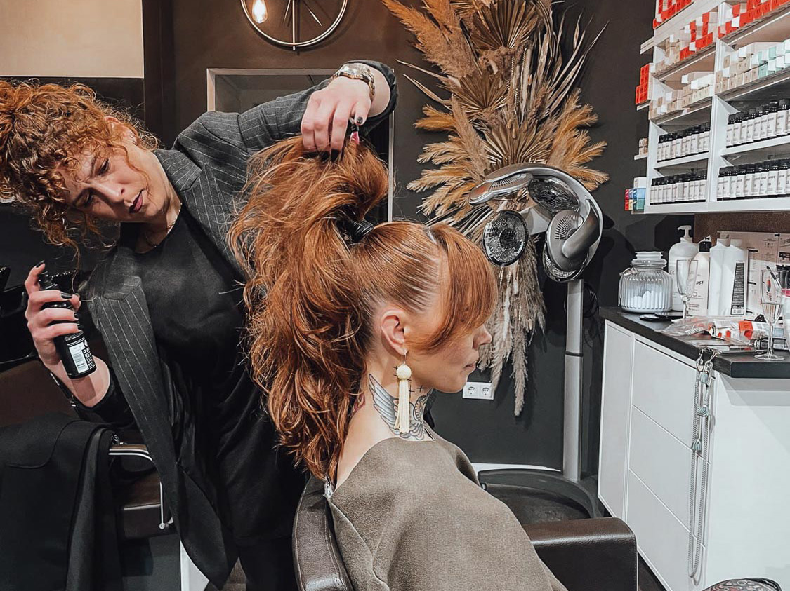 Becker Beauty Hair & Make up Styling Brautstyling Businesstyling Boudoir Styling 1 quer