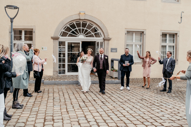 Hochzeitsreportage mit Caro & Dominik auf Schloss Martfeld in Essen Hochzeitsfotograf photoart hübner 33