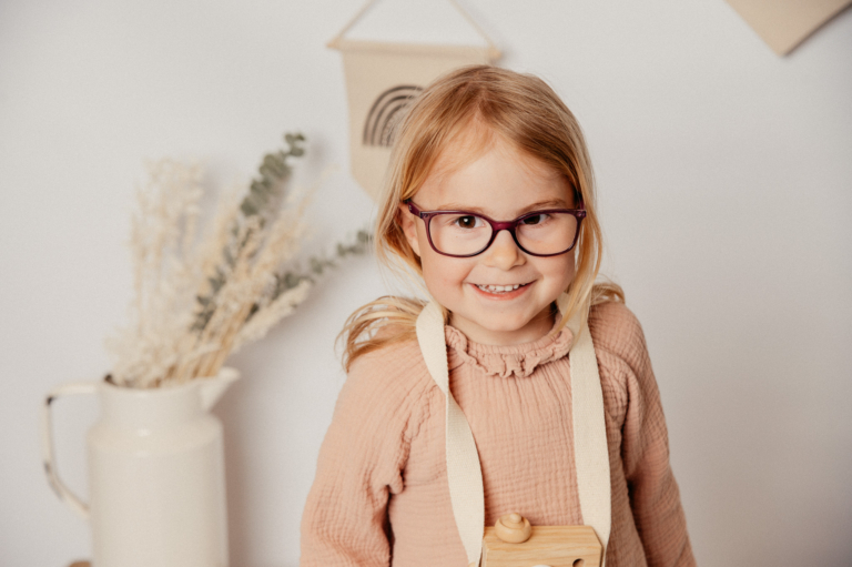 Kindergartenfotograf & Schulfotogaf photoart hübner ist für Sie rund um Düsseldorf in Kindergärten und Grundschulen im Einsatz 66