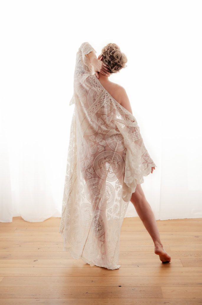 Posenguide Tipps und Tricks für Dein Boudoir Shooting photoart hübner & Dein Boudoir Dein Boudoir Erlebnis 63