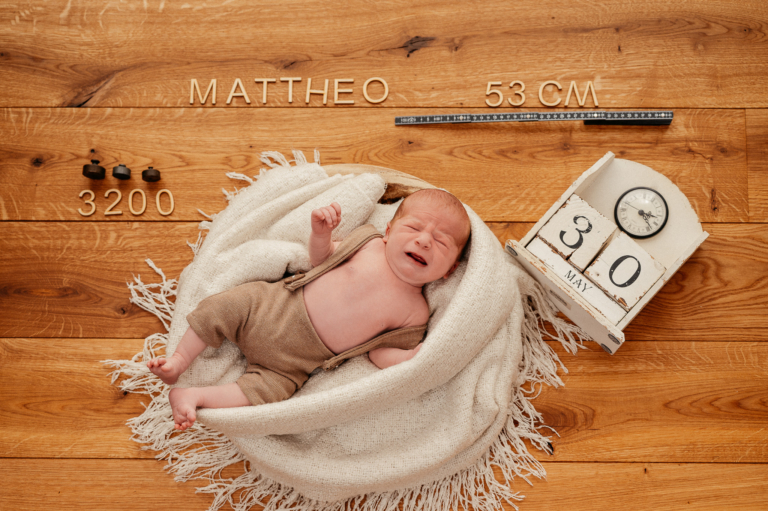 Willkommen, kleiner Mattheo! Newborn Shooting in Ratingen Atelier photoart hübner Dein Familien Fotograf in NRW 07