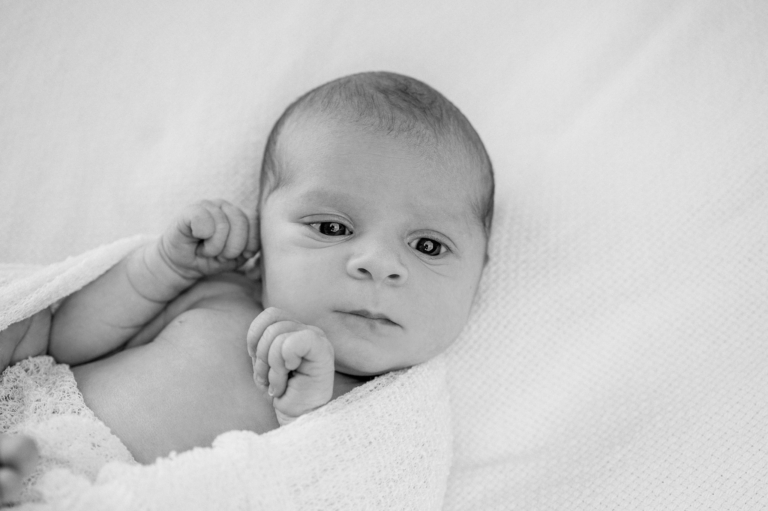Willkommen, kleiner Mattheo! Newborn Shooting in Ratingen Atelier photoart hübner Dein Familien Fotograf in NRW 08