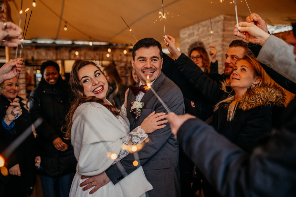 Winterhochzeit im Standesamt Ratingen von Saskia & Ervis photoart hübner Dein Hochzeitsfotograf in Deiner Nähe 46