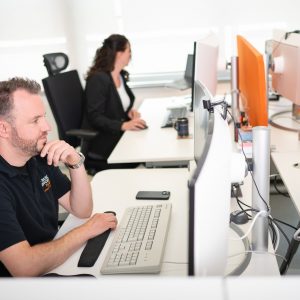 Businessbilder auf schwarzem Fotohintergrund - cool und edel zugleich
