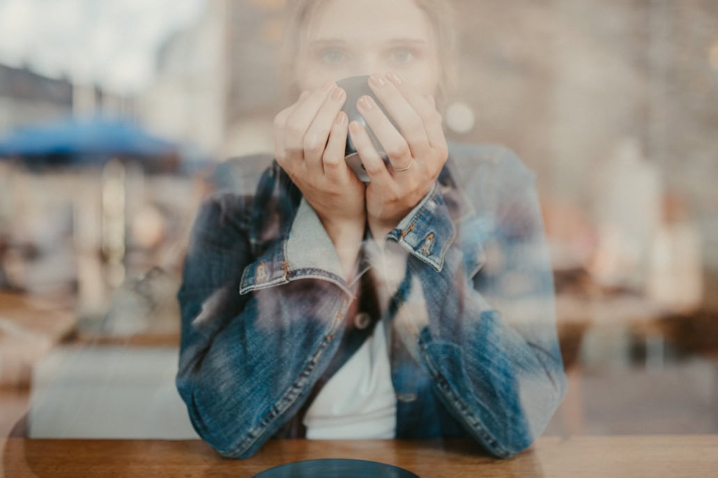 kuenstlerportrait mit hannah businessfotografie mit persoenlichkeit photoart huebner