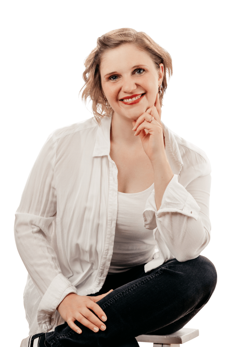 photoart huebner Hannah min.png