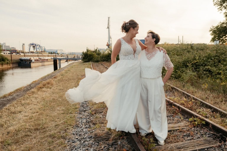 regenbogenhochzeit zwei frauen sagen ja hochzeitsfotograf photoart huebner 086
