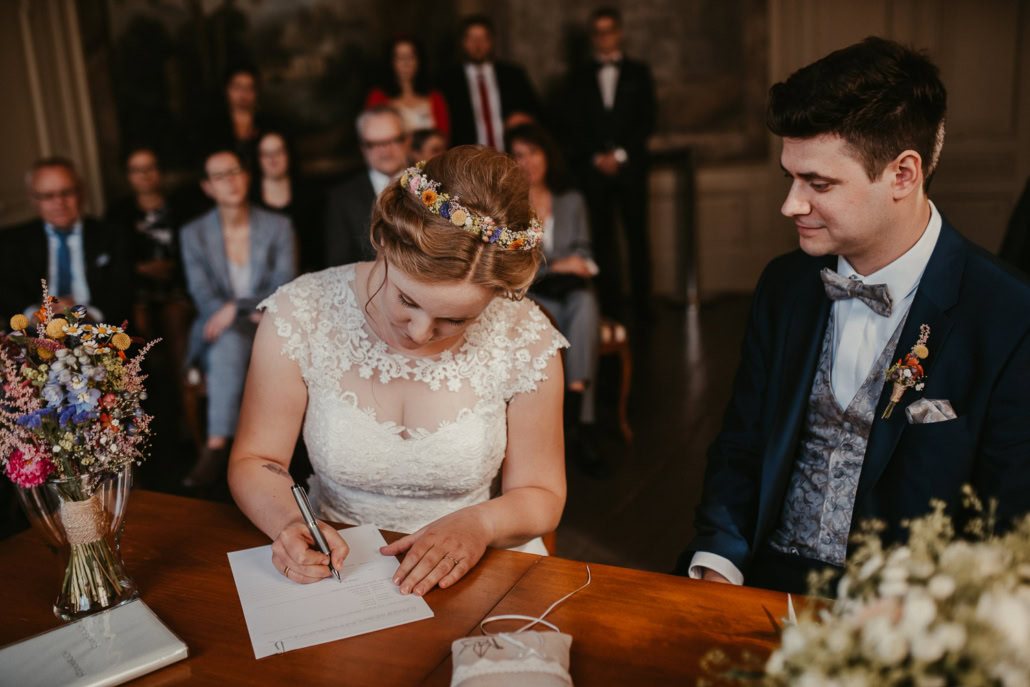 standesamtliche Hochzeit im Standesamt Ratingen von Laura & Fredi von photoart hübner 10