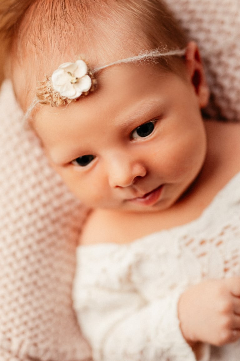 „Der Zauber steckt immer im Detail!“ Neugeborenen Fotoshooting in Ratingen photoart hübner Dein Fotograf 24